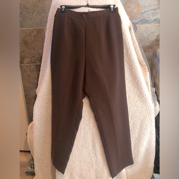 Madison Leigh ladies petite pants - Picture 4 of 8